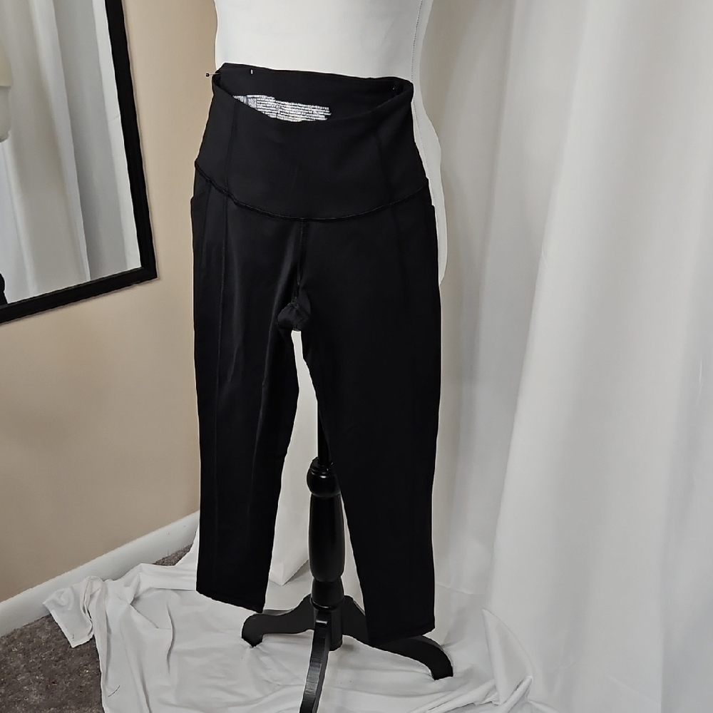 Victoria's Secret Black Cropped Pants